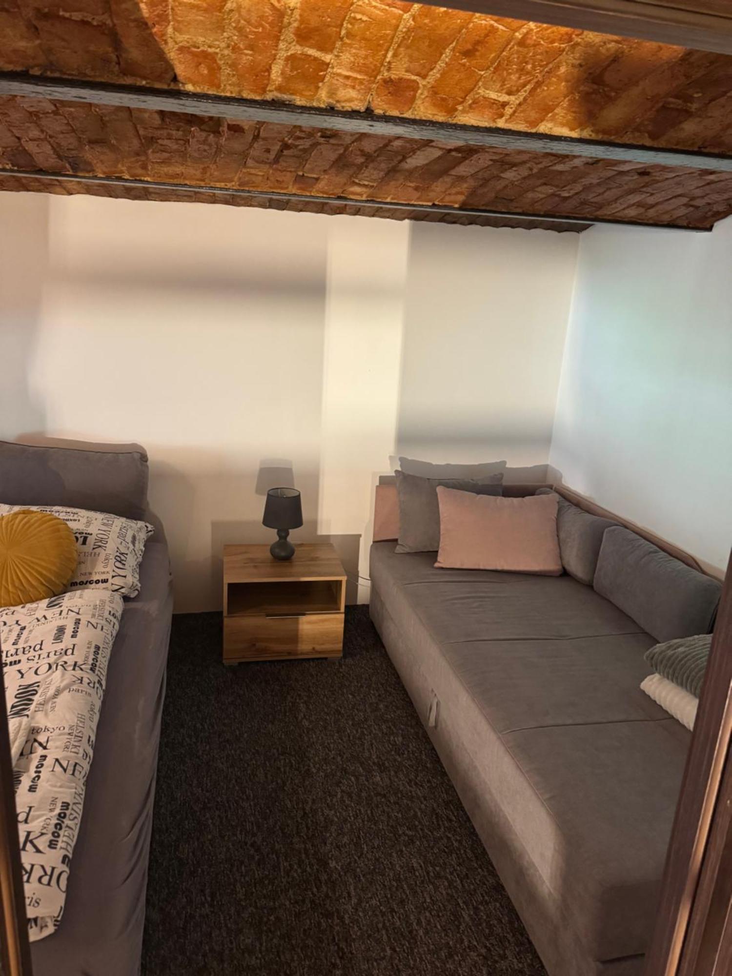 Dawna Mleczarnia Loft Apartment